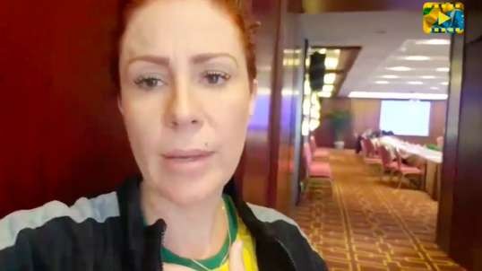 Carla Zambelli responde ao vídeo de Olavo de Carvalho