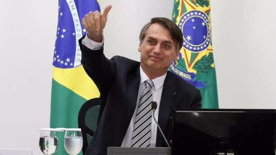 Bolsonaro chega ao Congresso para entregar proposta da Previdência. Assista a chegada!