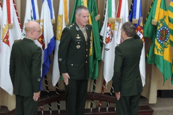 Comando do Estado-maior do Exército tem novo comandante - Pátria Digital