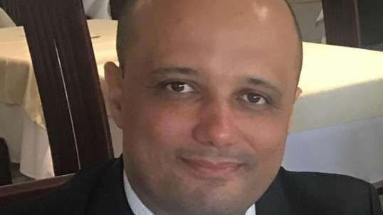 Vitor Hugo líder do governo exemplo de serenidade em meio ao caos
