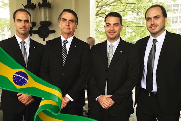 A Quem e Por que Interessa Afastar Carlos Bolsonaro do Planalto? Leia Nossa Análise Editorial! - Pátria Digital