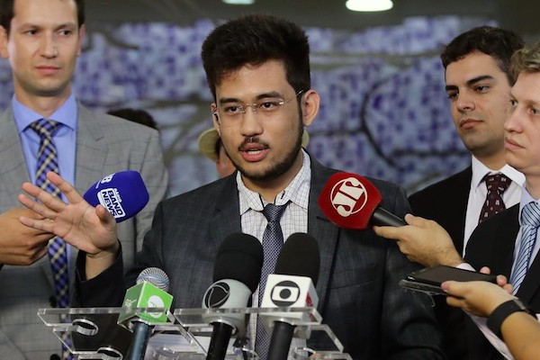 Deputados lançam "Frente Parlamentar pelo Livre Mercado" - Pátria Digital