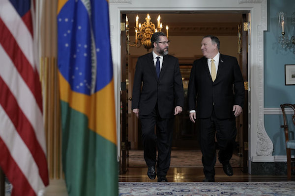 Ministro Ernesto Araújo esta nos EUA estimulando investimentos no Brasil - Pátria Digital