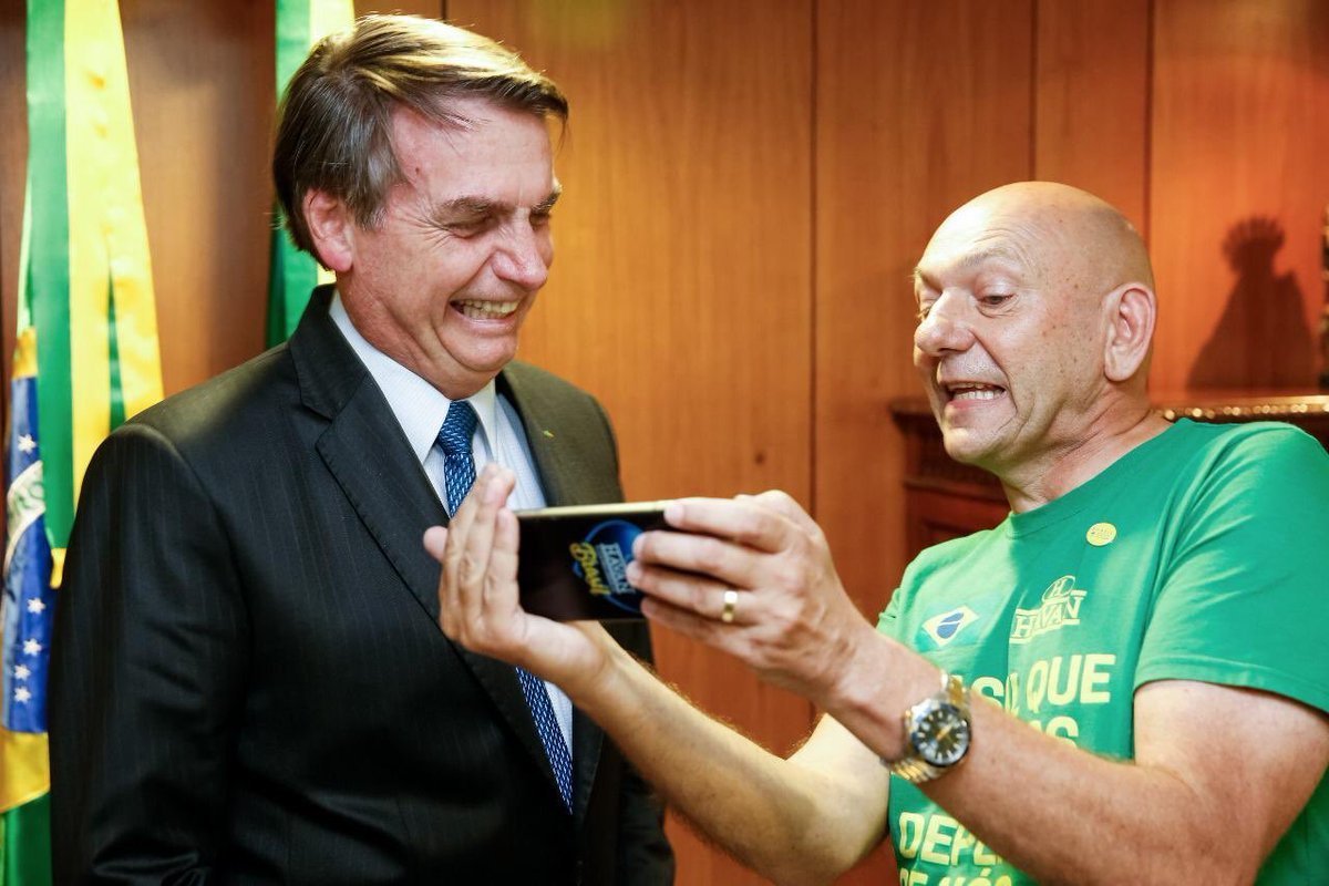 Bolsonaro em encontro com empresários, recebe carta de apoio a Nova Previdência. Assista o vídeo! - Pátria Digital