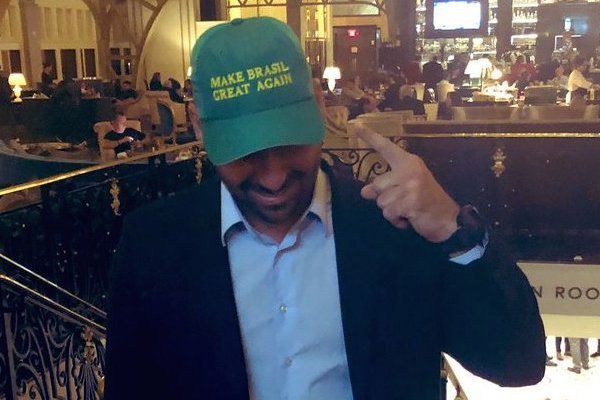 Eduardo Bolsonaro quer "Fazer o Brasil grande novamente". Só a mídia anti-brasil para se incomodar. Entenda! - Pátria Digital