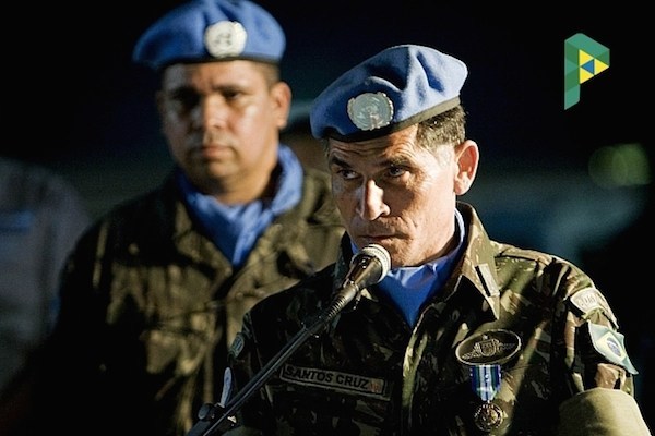 Gen. Santos Cruz faz ressalva importante para que políticos reivindiquem cargos. Saiba qual é! - Pátria Digital