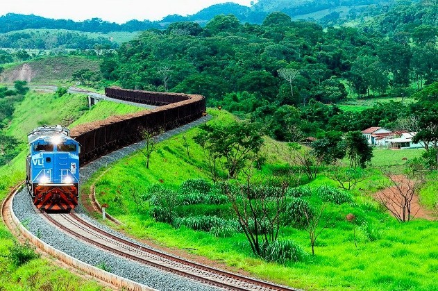 Governo Bolsonaro arrecada R$ 2,7 bilhões com leilão da Ferrovia Norte-Sul. Assista o vídeo! - Pátria Digital
