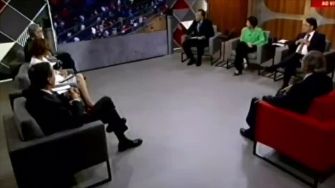 Paulo Guedes dá uma invertida em repórter da Globo