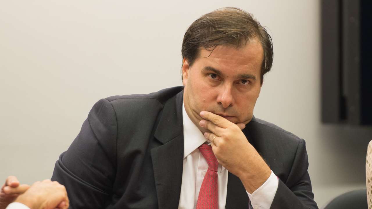 Rodrigo Maia diz que decreto de armas tem itens ‘inconstitucionais’ - Pátria Digital