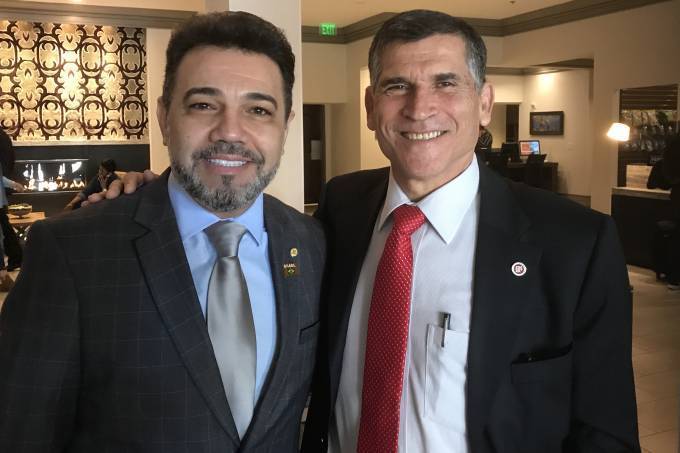 Santos Cruz e Marco Feliciano superam divergências e unem forças em prol do Brasil - Pátria Digital