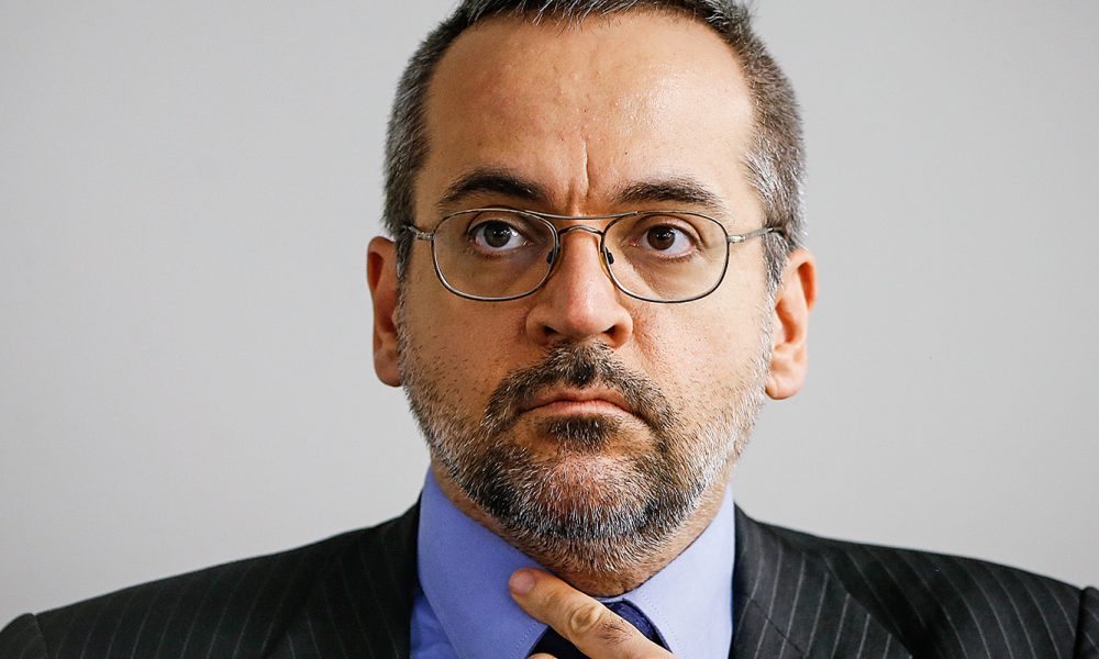 Weintraub afirma ser contra cobrança de mensalidade em universidades federais – Conexão Política