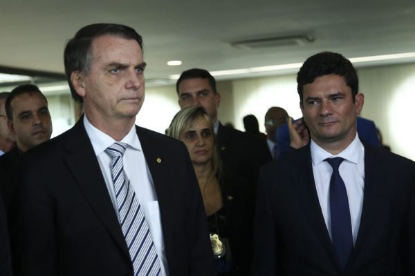 Bolsonaro diz que pacote anticrime de Moro “Já deveria ter sido votado”