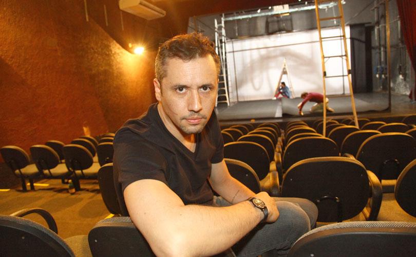 O desabafo do diretor de teatro boicotado pela esquerda - RENOVA Mídia