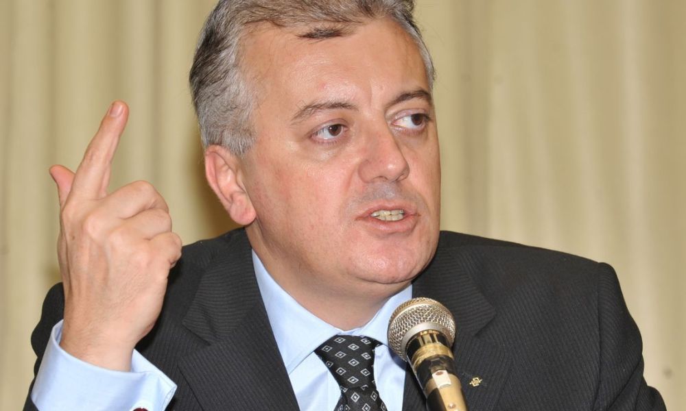 TRF reduz pena, mas mantém condenação de ex-presidente da Petrobras - Noticia Brasil Online