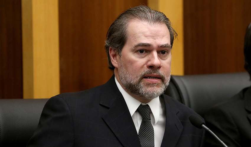 Dias Toffoli diz que fake news ameaçam a democracia - RENOVA Mídia
