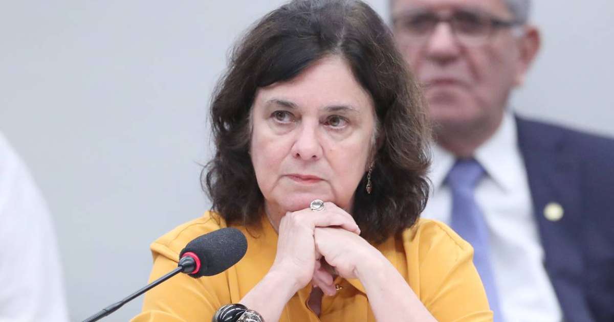 Ministra da Saúde destinou R$ 51 milhões a mais para cidade do Rio em que seu filho é secretário, diz site